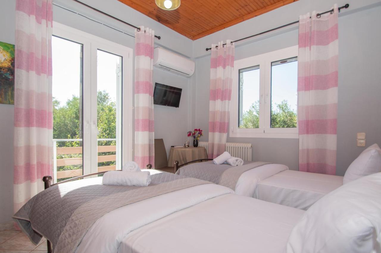 Sohoro Forest Hill Apartment By "Elite" Kampi  Bagian luar foto